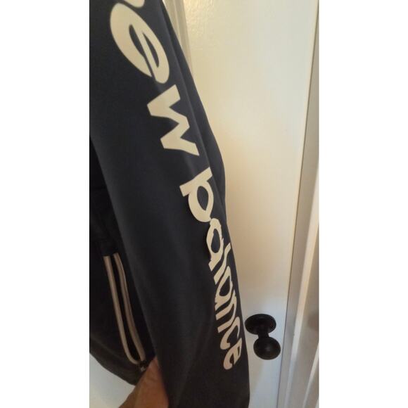 New Balance Navy Hooded Windbreaker Jacket Men’s XL Full Zip - Picture 2 of 5